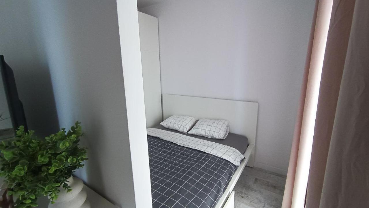 ורשה Apartament Niedaleko Centrum Warszawy מראה חיצוני תמונה